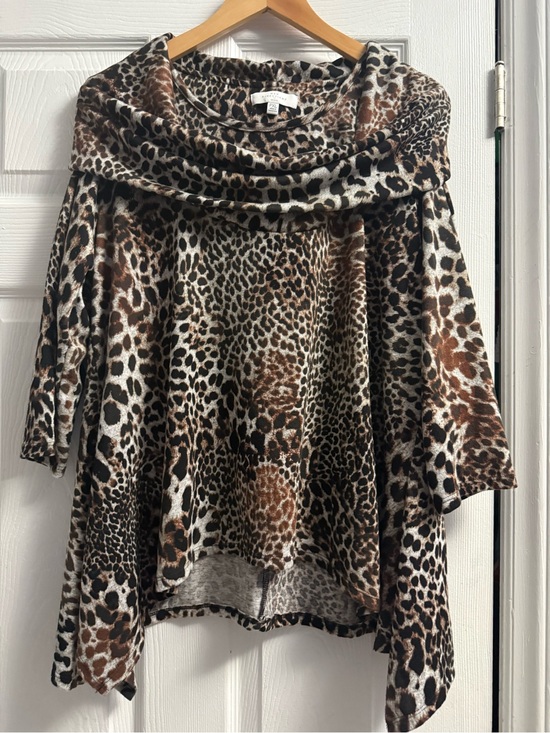 new directions Tops - New Directions Leopard Print Cowl Neck Top Size PXL